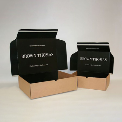 Kraft Paper Mailer Shipping Box ISO9001 Niestandardowe drukowane pudełko upominkowe