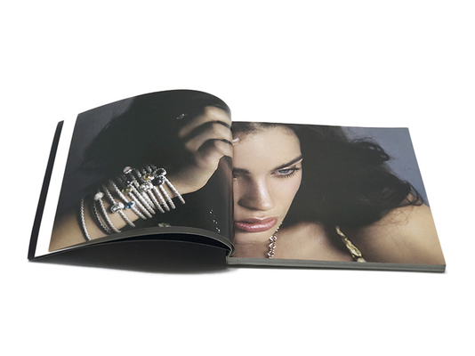 Pantone Color Glossy Magazine Printing A3 A4 A5 Fotoksiążka dla dorosłych